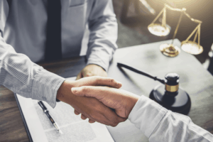 Consultation with a personal injury lawyer in Mulberry, Florida